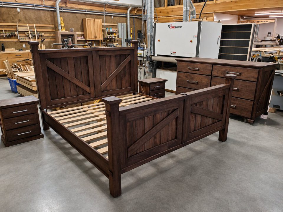 Ambrosia maple rustic bedroom suite