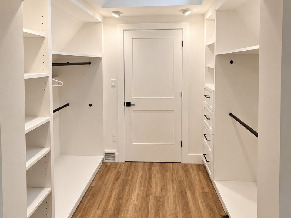 Custom built-in walk-in closet shelving